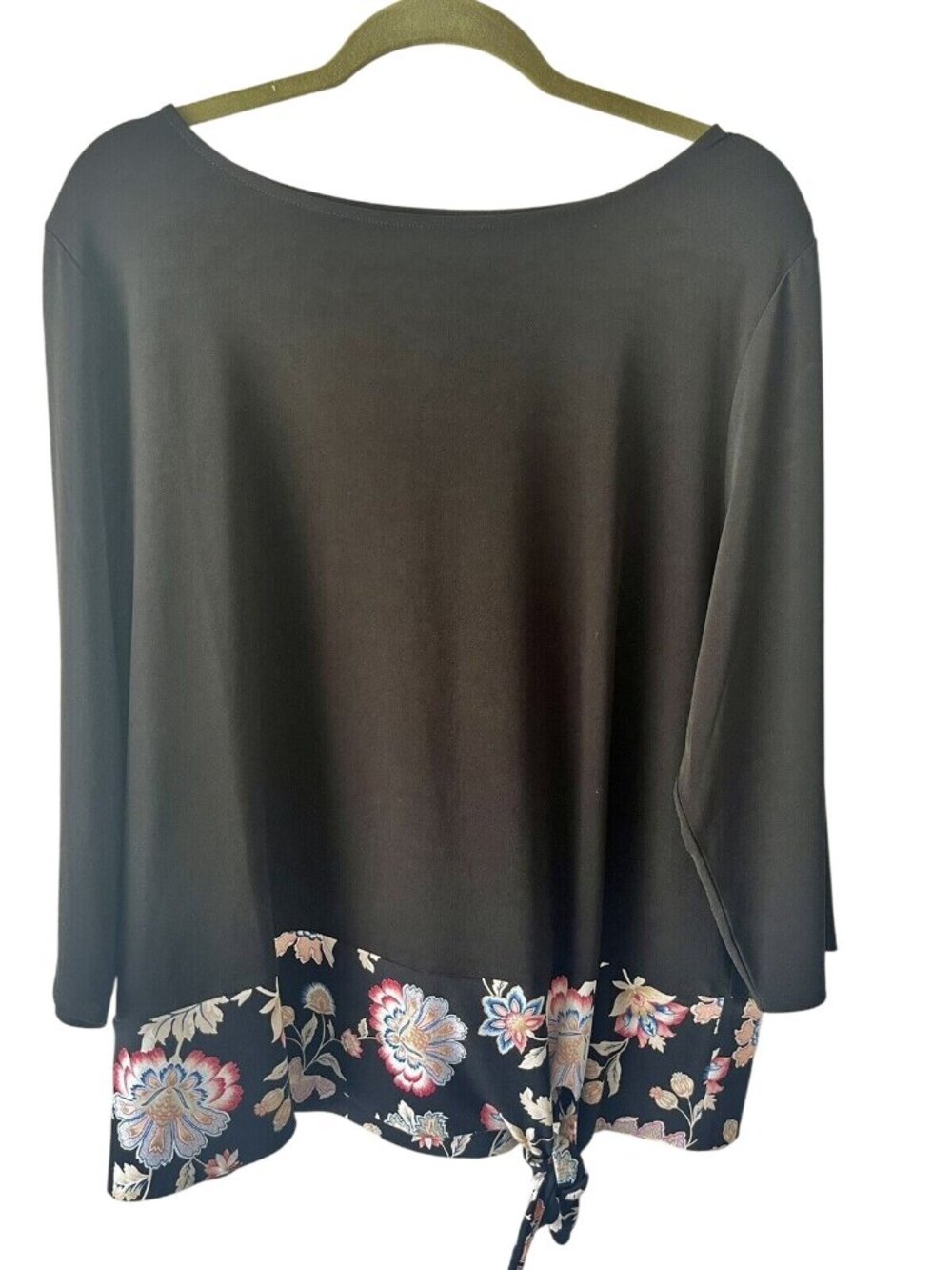 Chicos womens black poly spandex fabric with floral hip band 3/4 sleeve sz XL